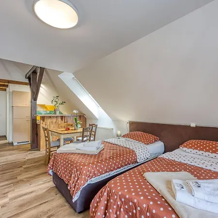 Ida Estate House - Happy Appartamento Ivancna Gorica