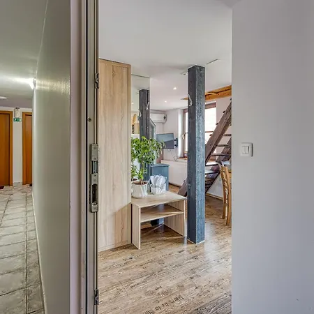 Appartamento Ida Estate House - Happy *