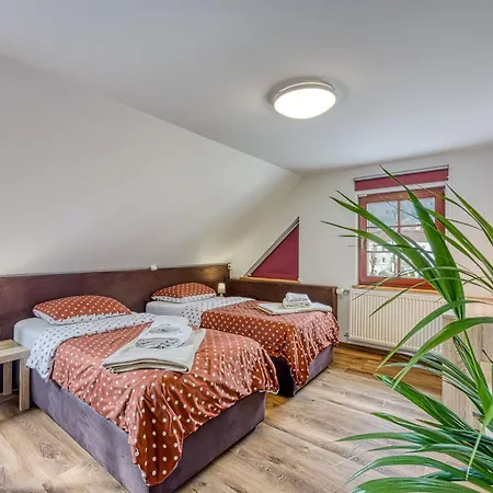 Ida Estate House - Happy Ivancna Gorica