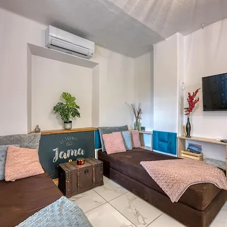 Ida Estate House - Happy Appartamento Ivancna Gorica