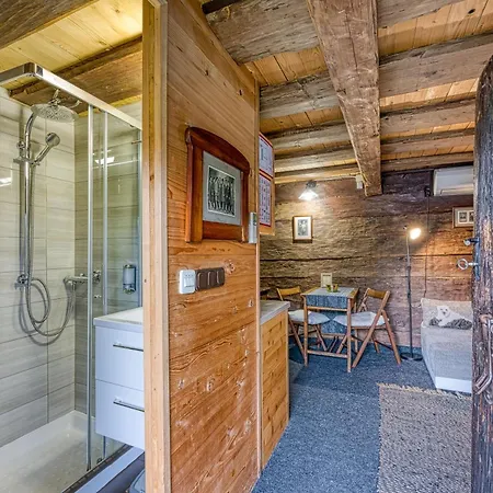 Ida Estate House - Happy Ivancna Gorica