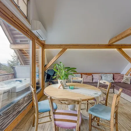 Ida Estate House - Happy Appartamento Ivancna Gorica