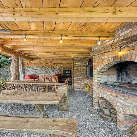 Ida Estate House - Happy Appartamento Ivancna Gorica