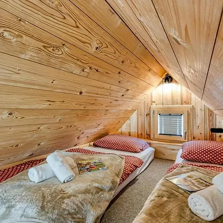 Ida Estate House - Happy Ivancna Gorica
